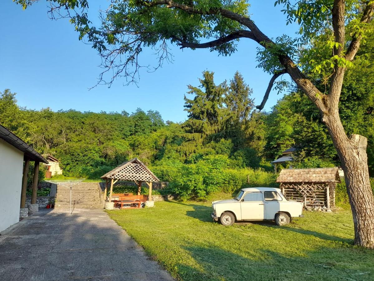 הוילה Bukkmogyorosd Trabant Retro Haz מראה חיצוני תמונה